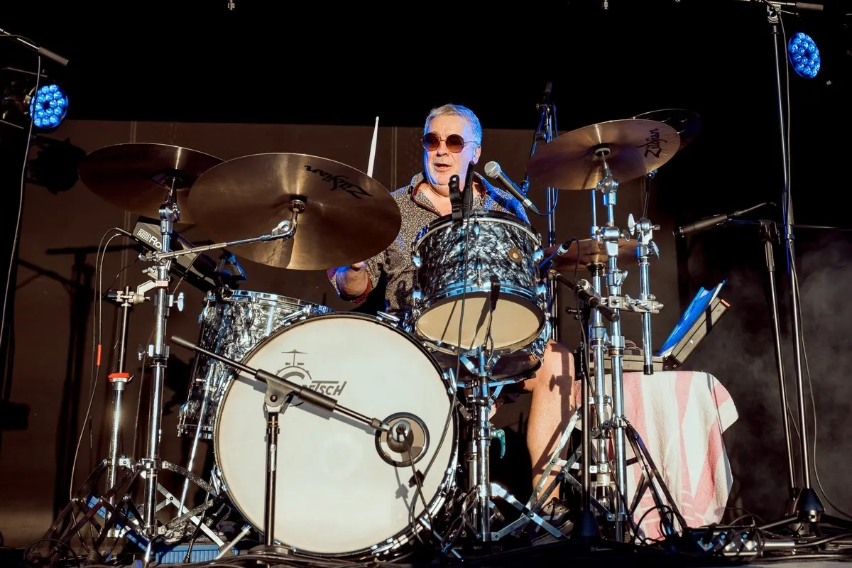 LesJACK : le batteur en concert