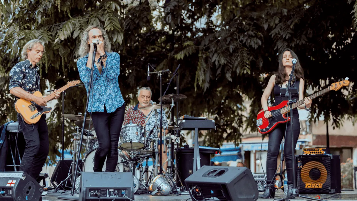 LesJACK : le groupe en concert en plein air